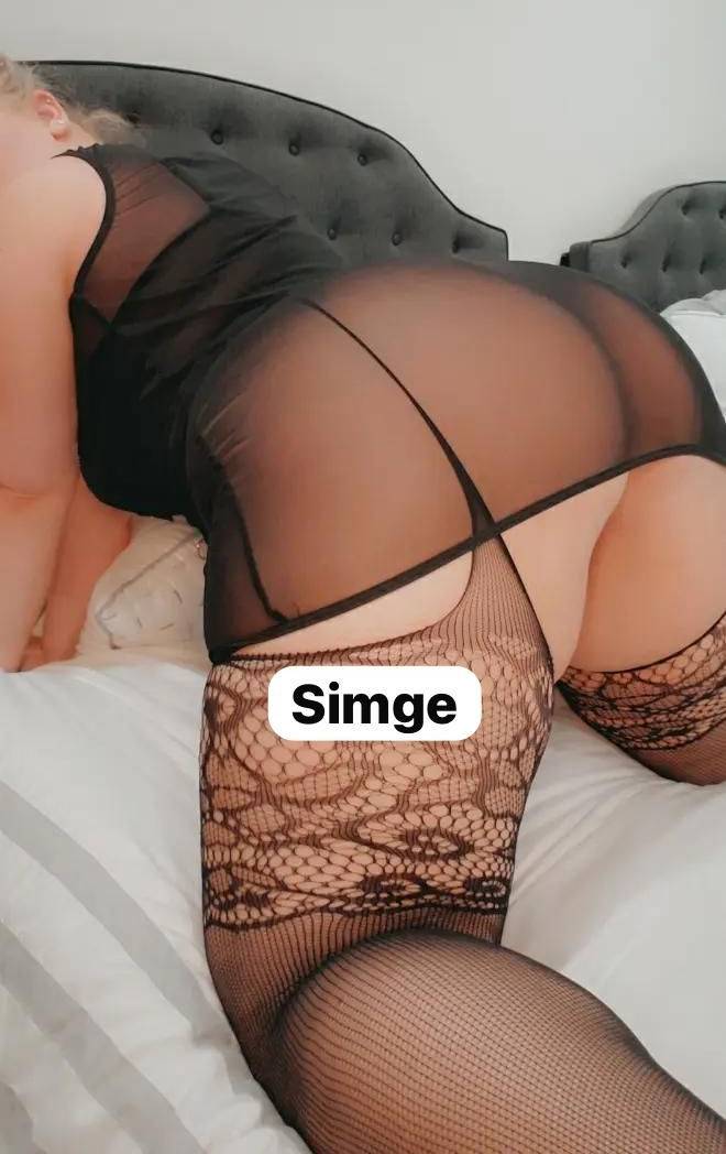 Aksaray Escort Simge İle Yatakta Çılgın Fanteziler